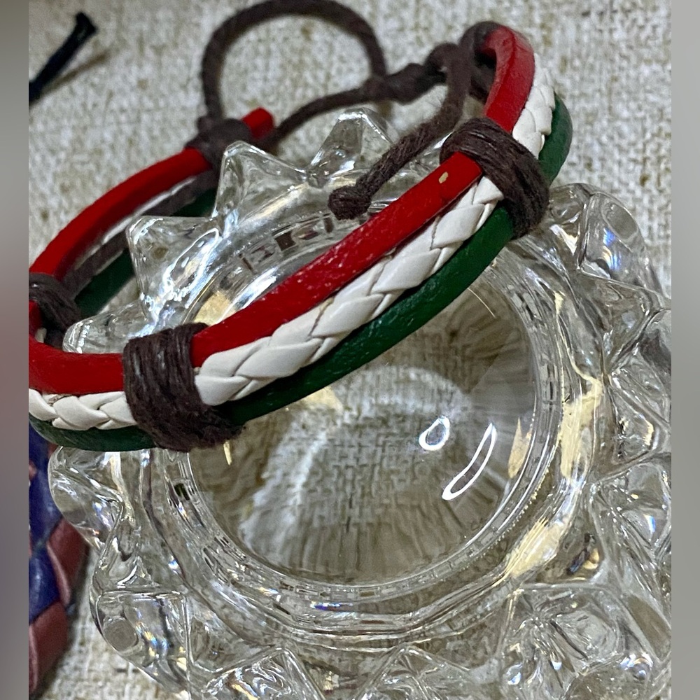 ‼️2 ITALY GENUINE LEATHER BRACELETS, excellent condition,NWT‼️ - Picture 2 of 14